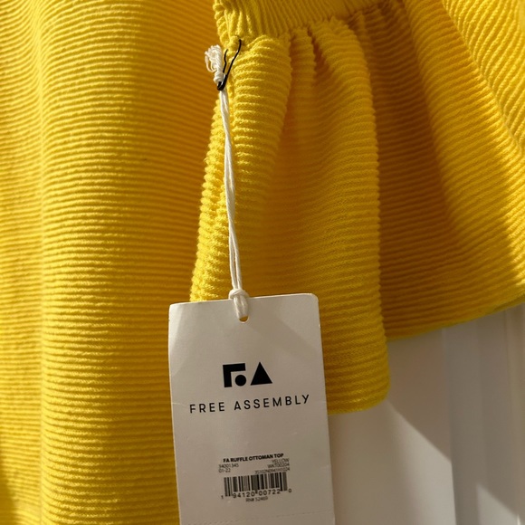 NWT Women’s Yellow Free Assembly Ribbed Ottoman Top Size Medium - Picture 4 of 5